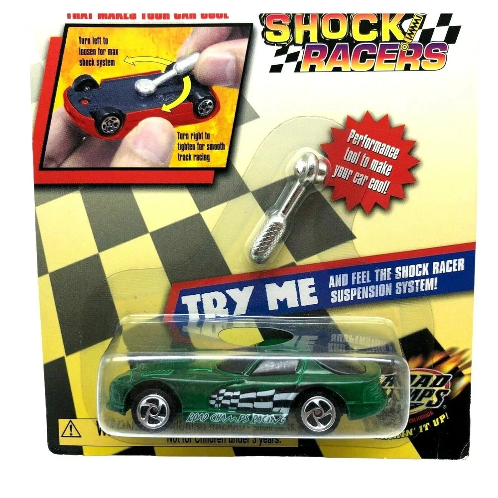 Road Champs Car and Driver Shock Racers 2000 '00 Chevrolet Chevy Corvette 1/64‎